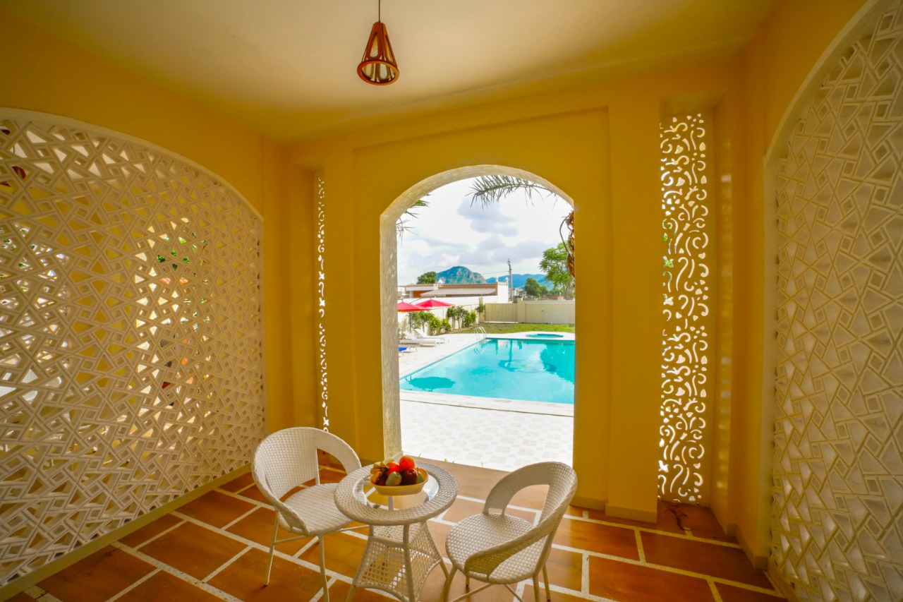 hotel with Restaurant in Pushkar